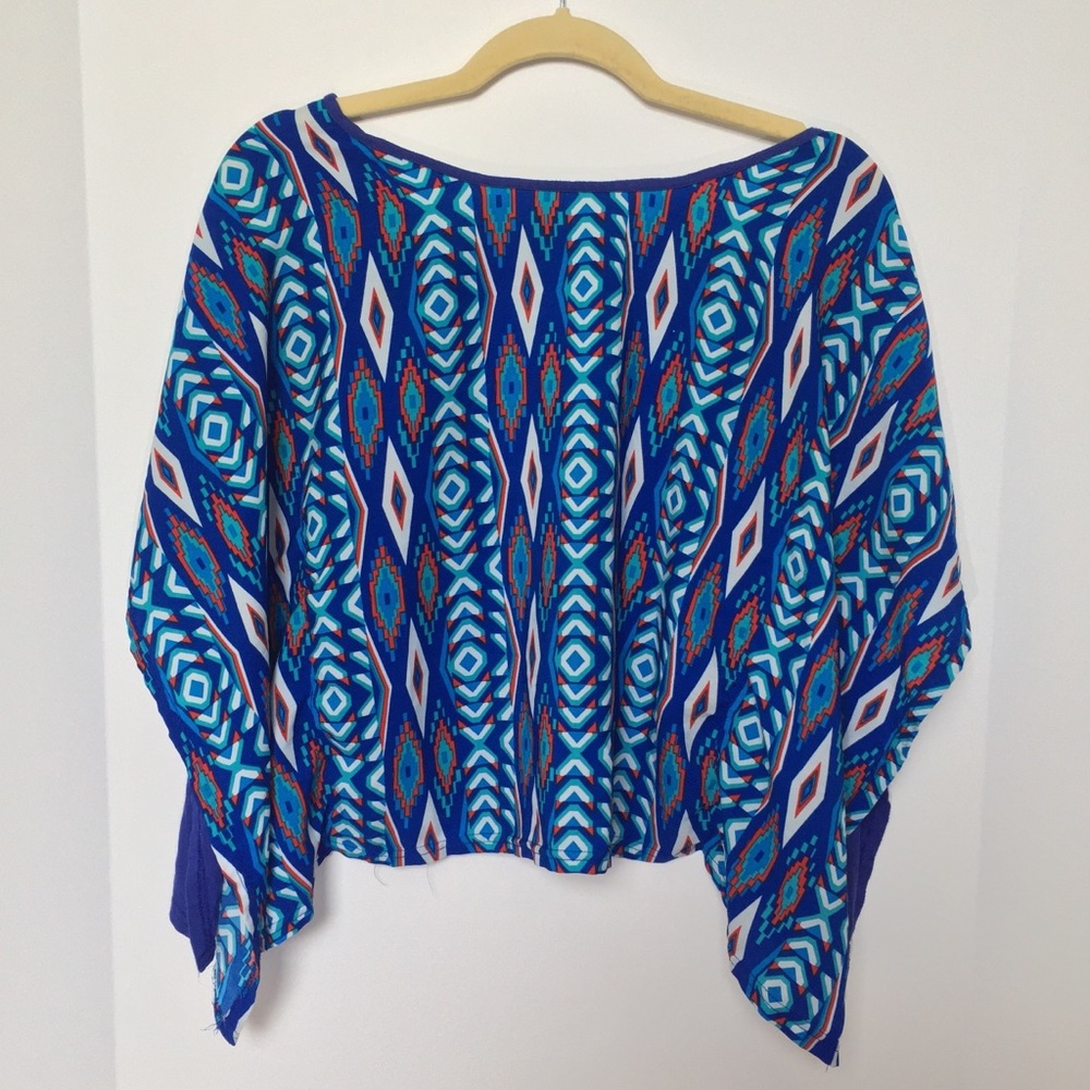 Blue and red Aztec print t-shirt